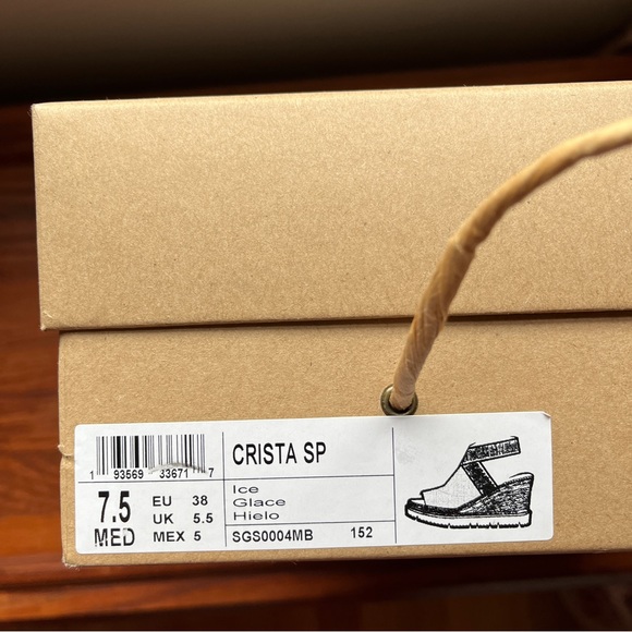 Gentle Souls by Kenneth Cole Espadrille Wedges size 7.5 NWOT in metallic leather - Picture 3 of 9